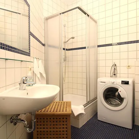 Hermannstrasse 20 3 Appartamento *