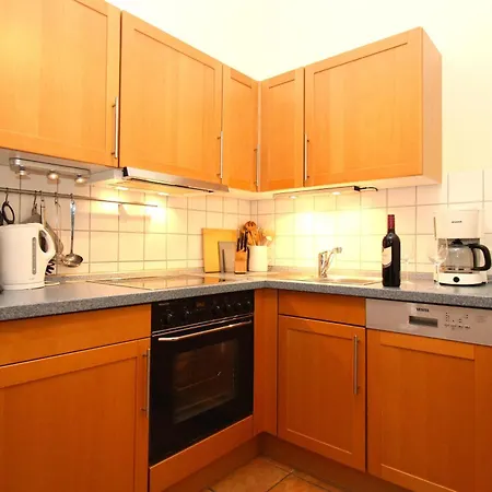 Hermannstrasse 20 3 Apartment *